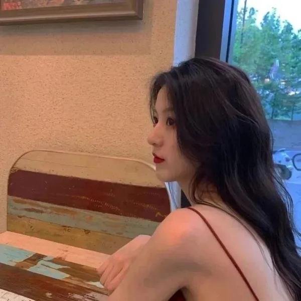 6号叩应女郎